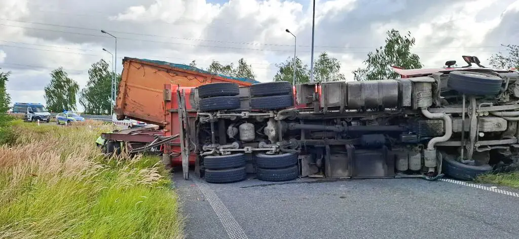Ciężarówka na A4