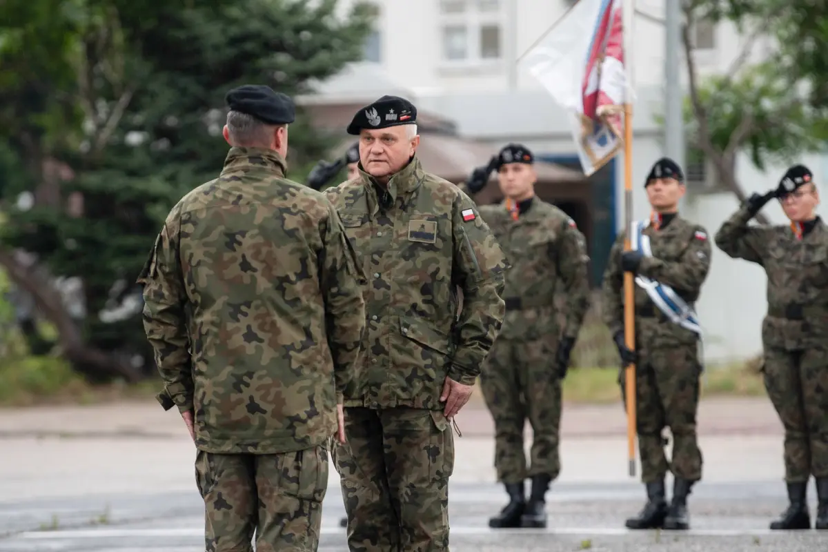 Uroczystość w 10 Brygadzie Kawalerii Pancernej w Świętoszowie