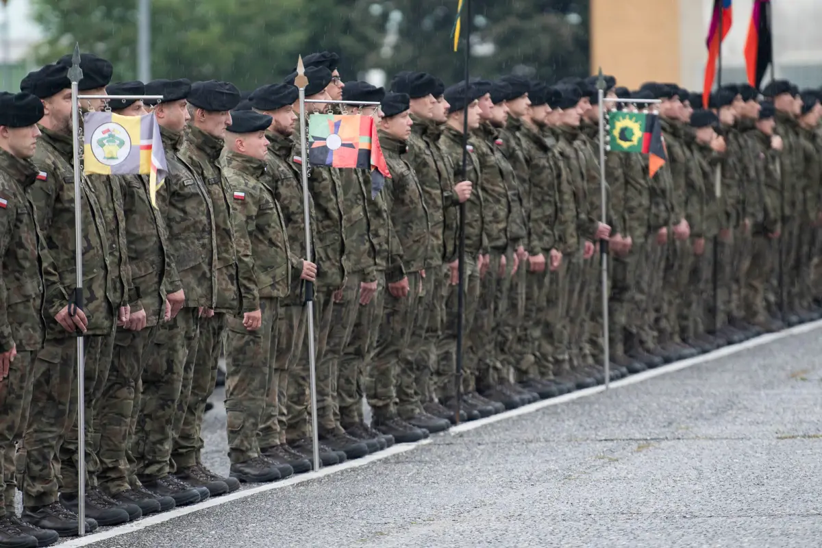 Uroczystość w 10 Brygadzie Kawalerii Pancernej w Świętoszowie