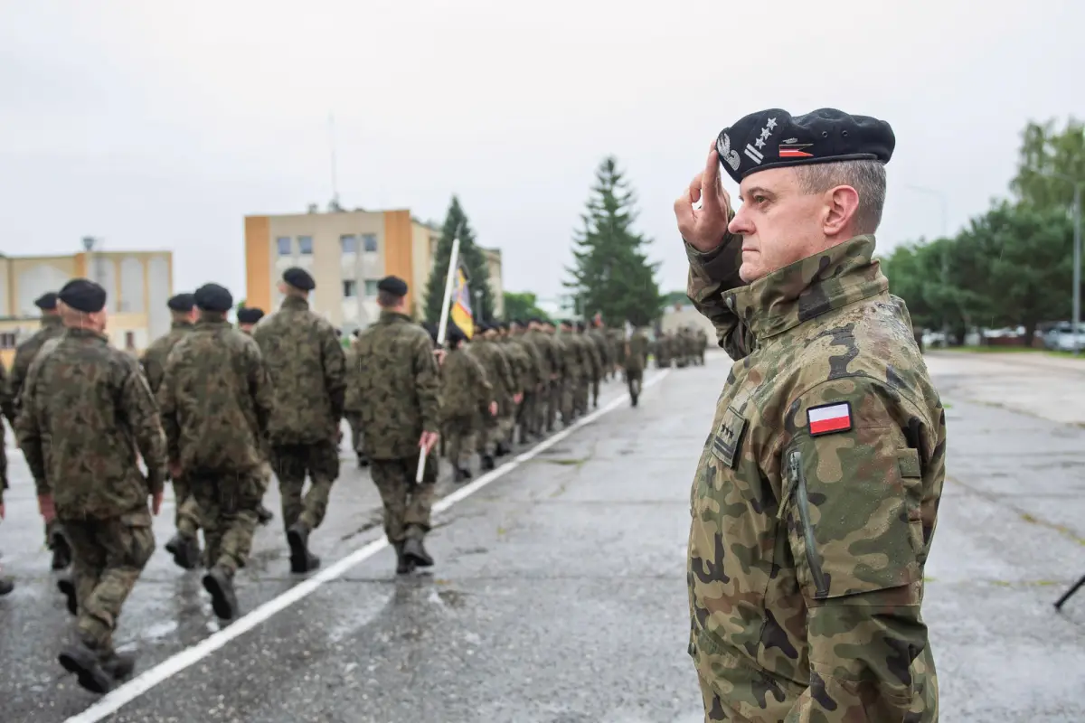 Uroczystość w 10 Brygadzie Kawalerii Pancernej w Świętoszowie