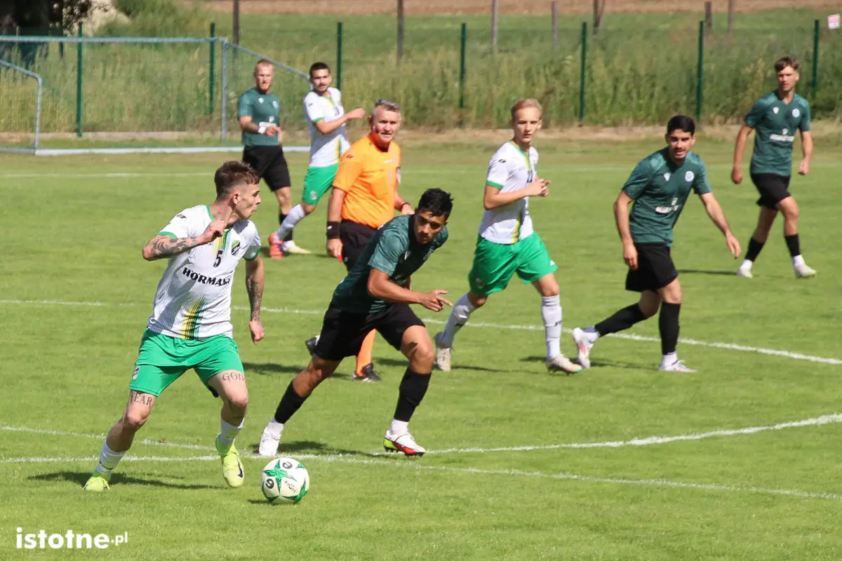 Galeria z meczu BKS Bolesławiec - GKS Warta Bolesławiecka
