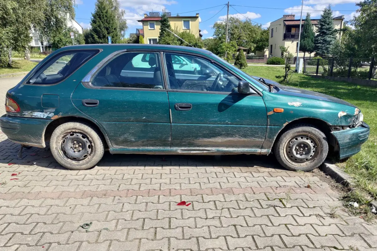 Wrak przy ulicy Różanej