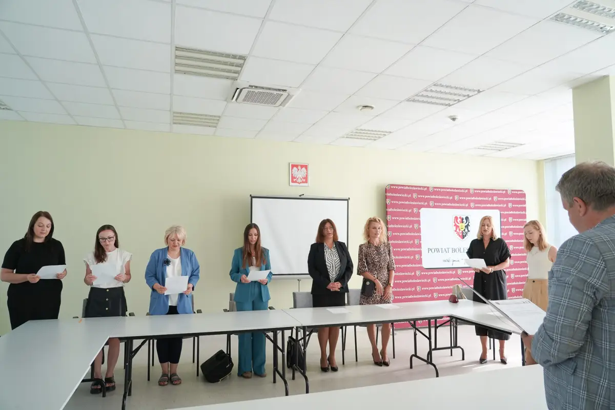Uroczystość w Starostwie Powiatowym w Bolesławcu
