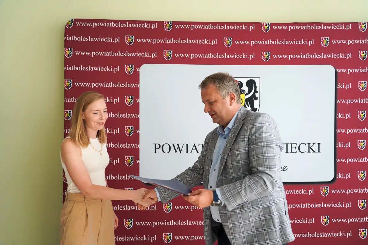 Uroczystość w Starostwie Powiatowym w Bolesławcu