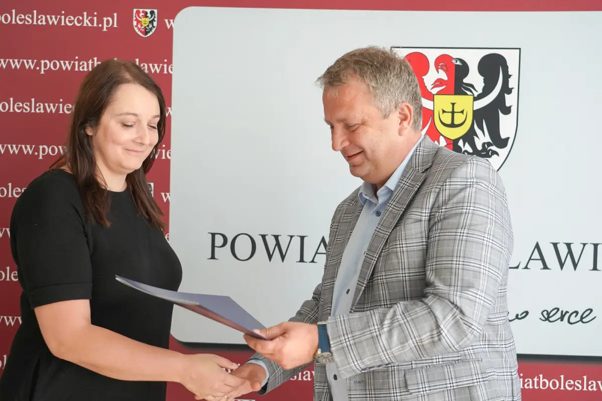 Uroczystość w Starostwie Powiatowym w Bolesławcu