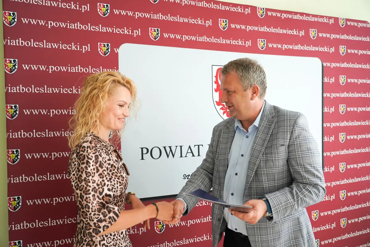 Uroczystość w Starostwie Powiatowym w Bolesławcu