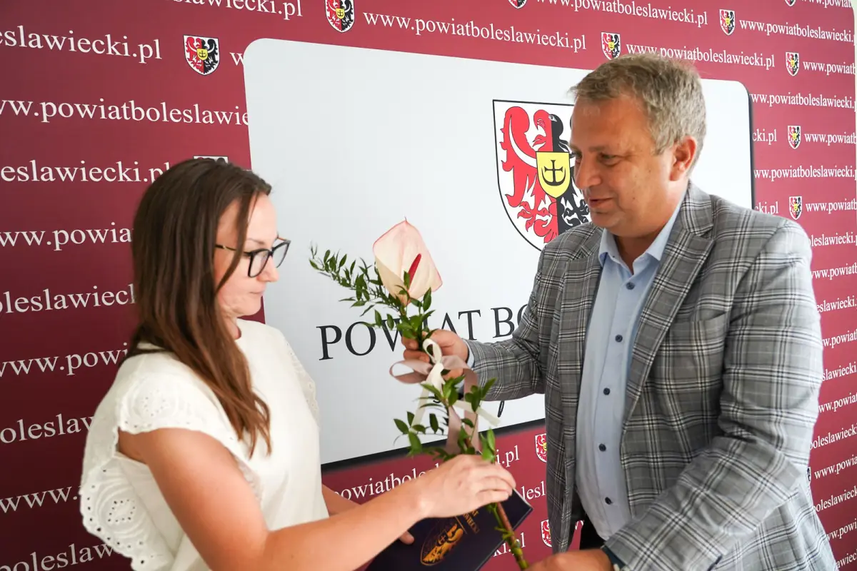 Uroczystość w Starostwie Powiatowym w Bolesławcu