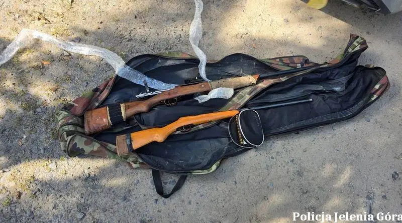 2 kg of drugs, firearms, ammunition, a large amount of cash and gambling machines in a 44-year-old’s home