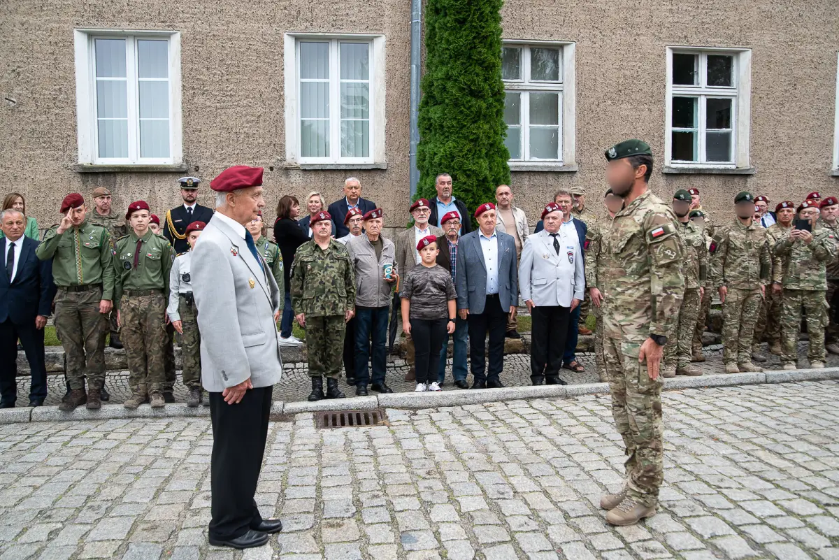 Uroczystość w 23 Śląskim Pułku Artylerii w Bolesławcu