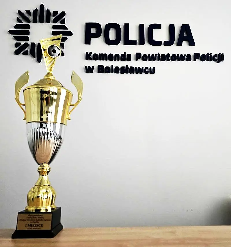 Puchar za zajęcie pierwszego miejsca w międzynarodowym turnieju