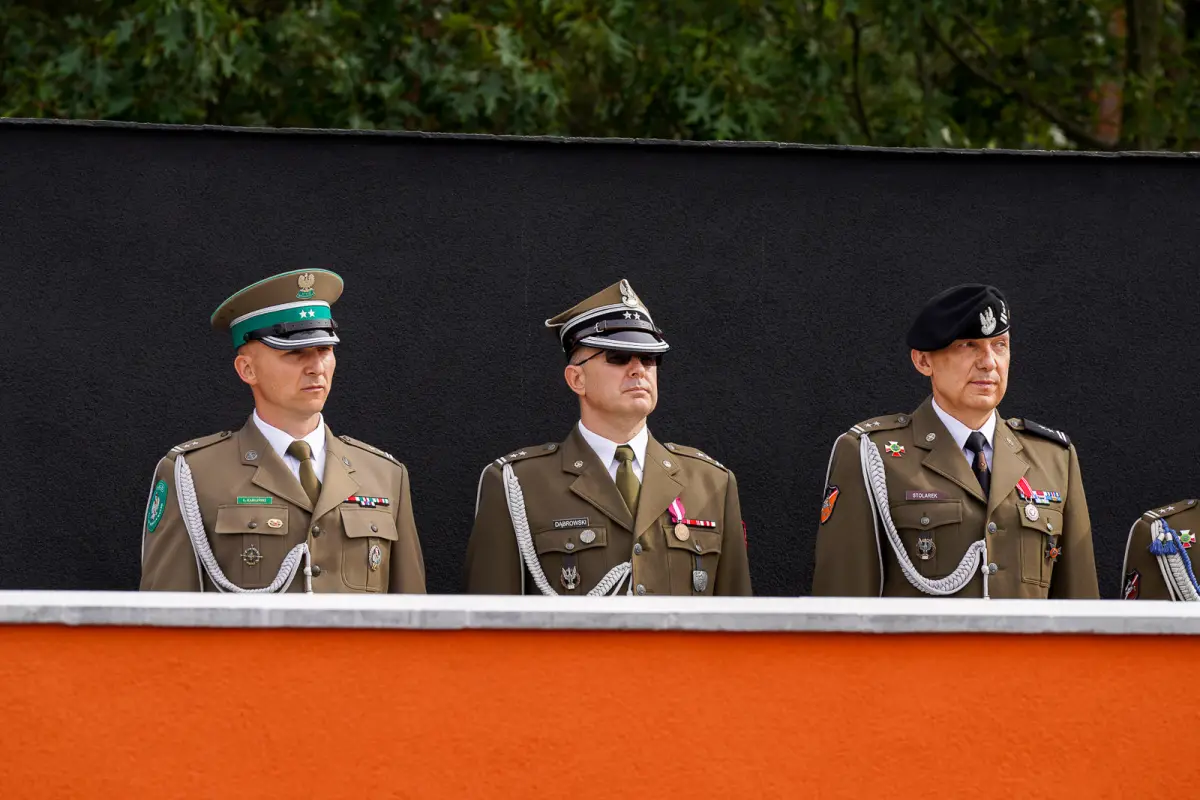 Uroczystość w 10 Brygadzie Kawalerii Pancernej w Świętoszowie