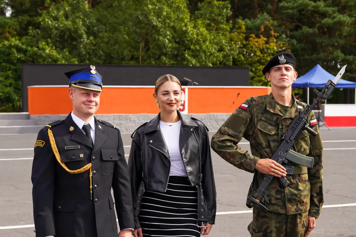 Uroczystość w 10 Brygadzie Kawalerii Pancernej w Świętoszowie
