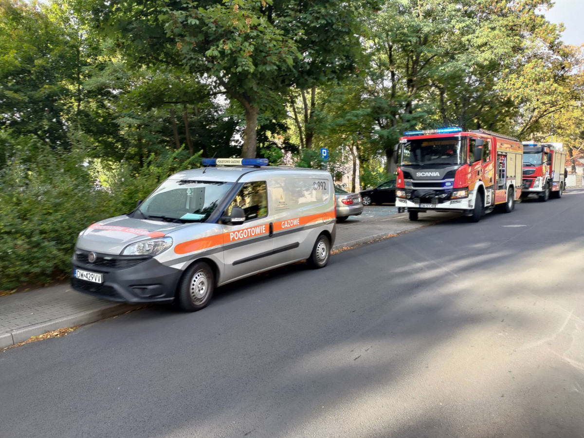 Akcja służb przy ulicy Chrobrego w Bolesławcu