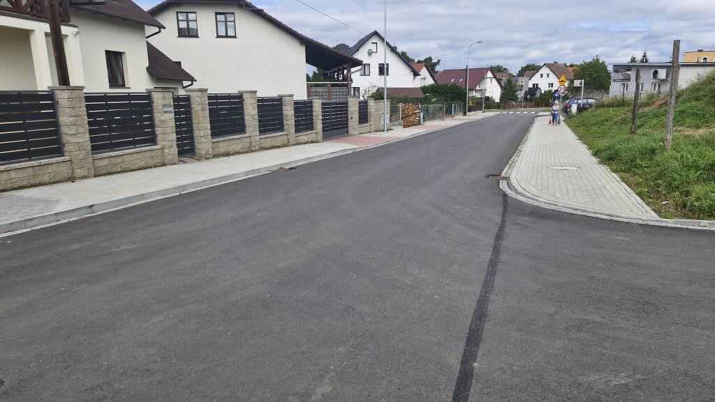 Ulica Mickiewicza w Nowogrodźcu