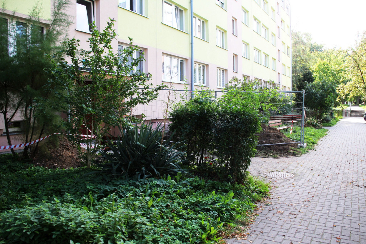 Wyciek gazu przy bloku na Bielskiej w Bolesławcu