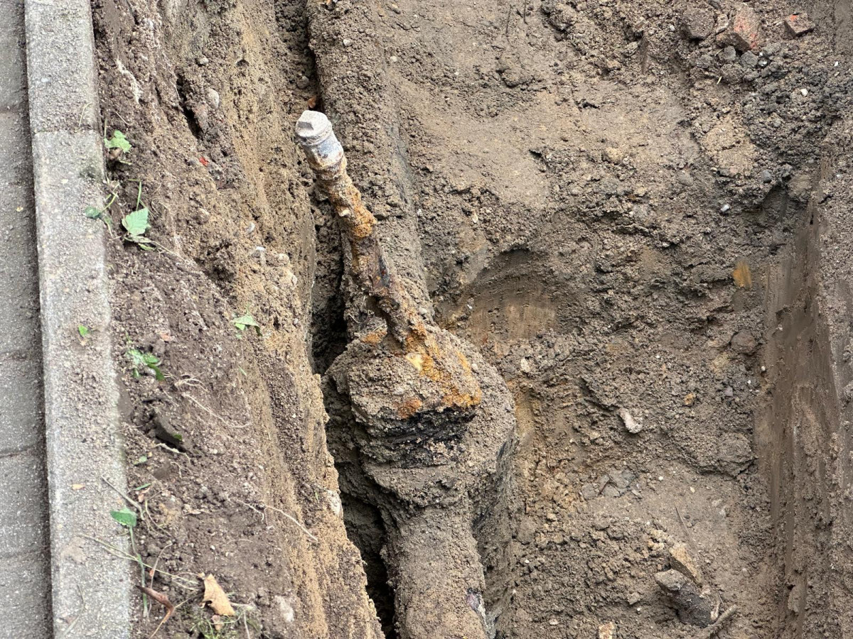 Wyciek gazu przy bloku na Bielskiej w Bolesławcu