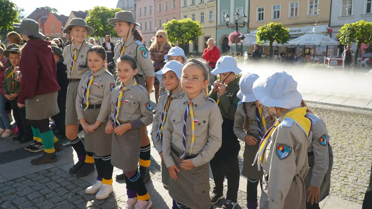Uroczystość na bolesławieckim rynku