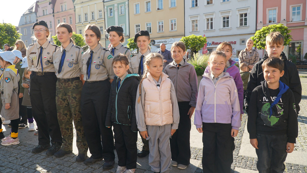 Uroczystość na bolesławieckim rynku