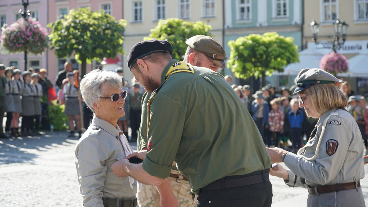 Uroczystość na bolesławieckim rynku