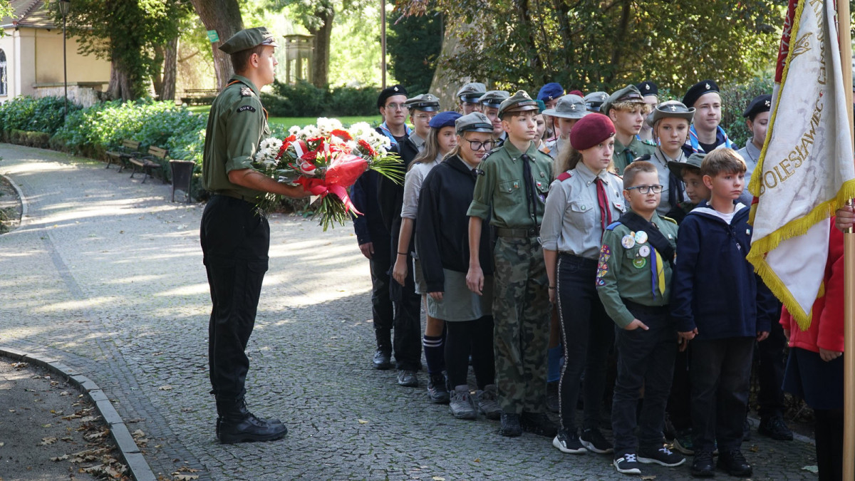 Uroczystość na bolesławieckim rynku