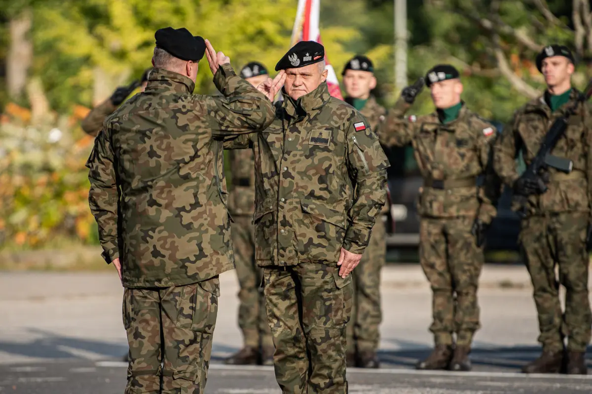 Uroczystość w 10 Brygadzie Kawalerii Pancernej w Świętoszowie
