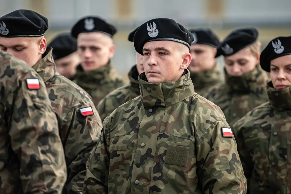 Uroczystość w 10 Brygadzie Kawalerii Pancernej w Świętoszowie