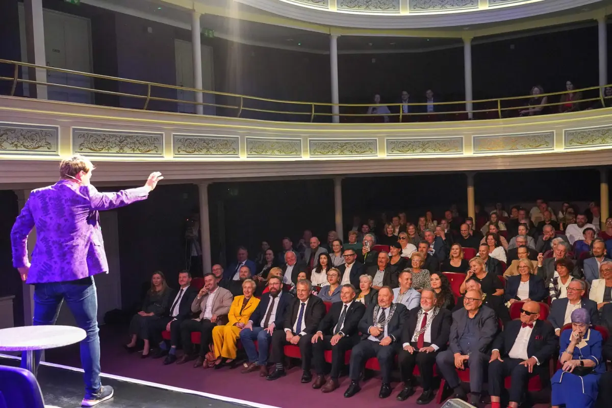 Uroczystość w Teatrze Starym w Bolesławcu