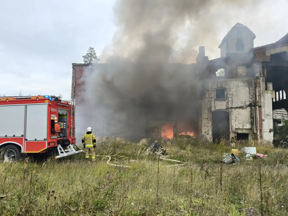 Pożar w dawnej odlewni żeliwa