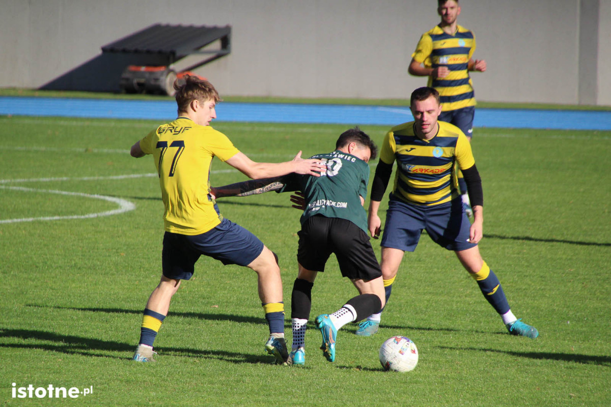 Galeria z meczu BKS Bolesławiec - Gryf Gryfów Śląski - 18 października 2025