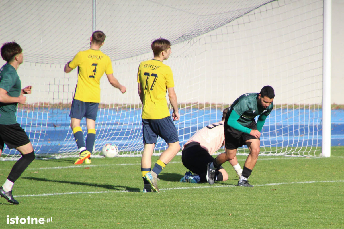 Galeria z meczu BKS Bolesławiec - Gryf Gryfów Śląski - 18 października 2025