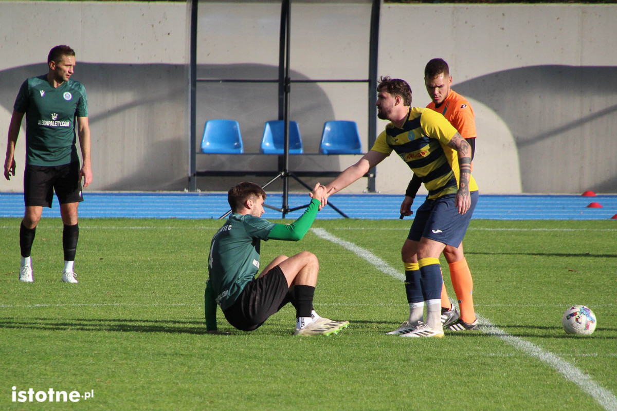 Galeria z meczu BKS Bolesławiec - Gryf Gryfów Śląski - 18 października 2025