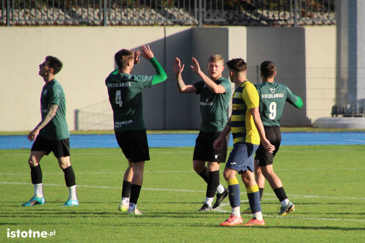 Galeria z meczu BKS Bolesławiec - Gryf Gryfów Śląski - 18 października 2025