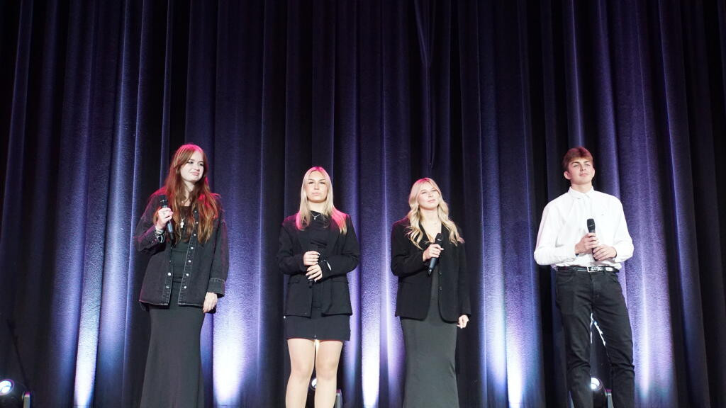 Uroczystość w Nowogrodźcu