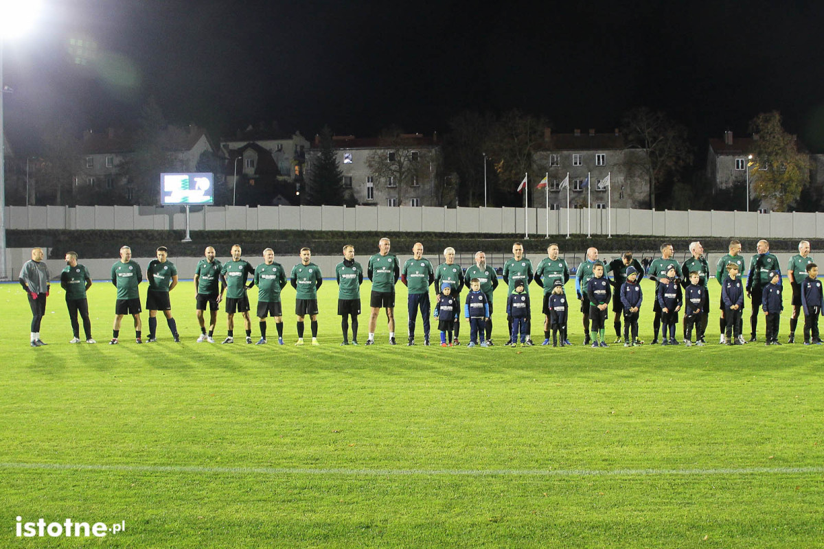 Wyjątkowy wieczór przy Spółdzielczej. Podziękowania, wspomnienia i mecz piłkarskich gwiazd