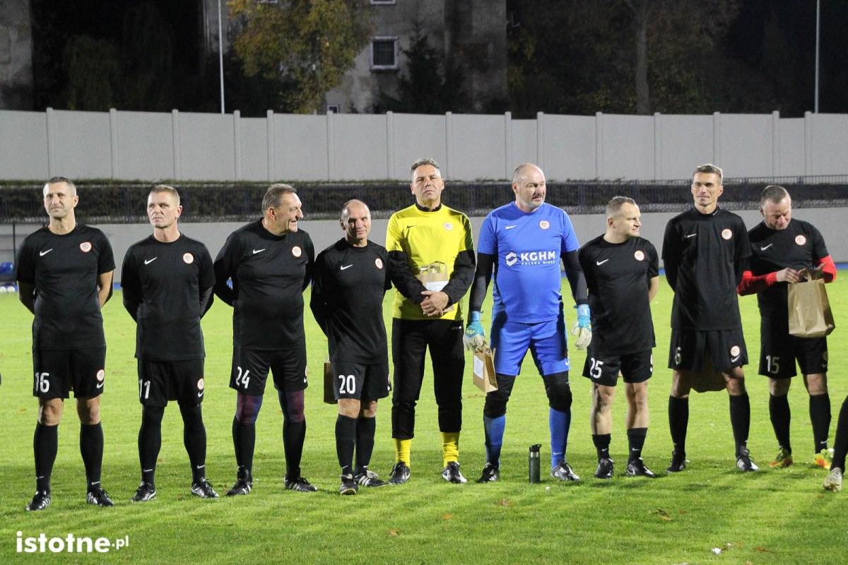 Wyjątkowy wieczór przy Spółdzielczej. Podziękowania, wspomnienia i mecz piłkarskich gwiazd