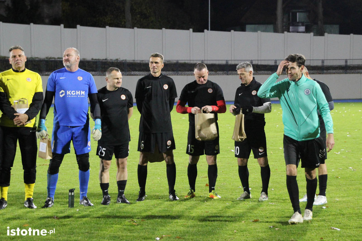 Wyjątkowy wieczór przy Spółdzielczej. Podziękowania, wspomnienia i mecz piłkarskich gwiazd