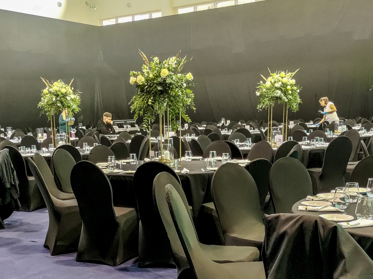 Sala bankietowa w sali sportowej I Liceum Ogólnokształcącego