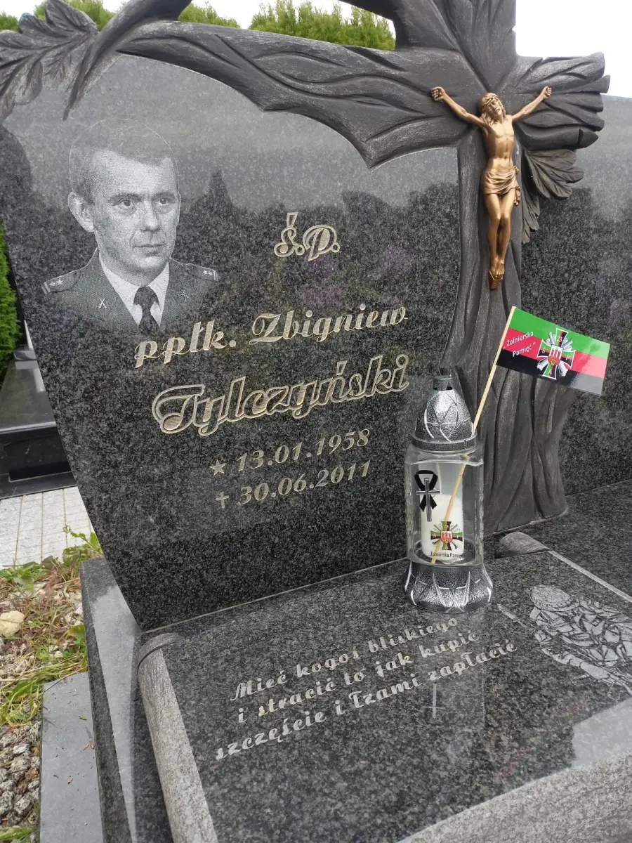Żołnierze oddali hołd tym, którzy odeszli. „Nigdy o Was nie zapomnimy”