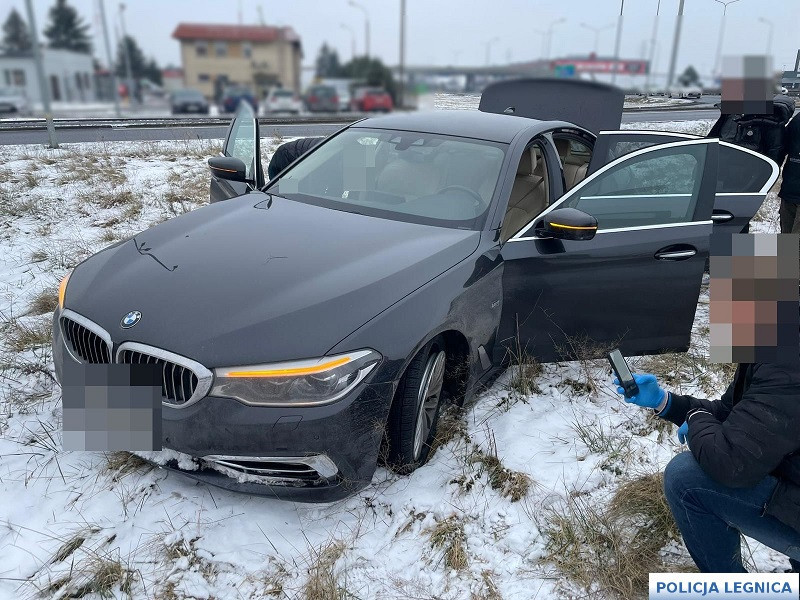 Narkotyki, pieniądze, broń