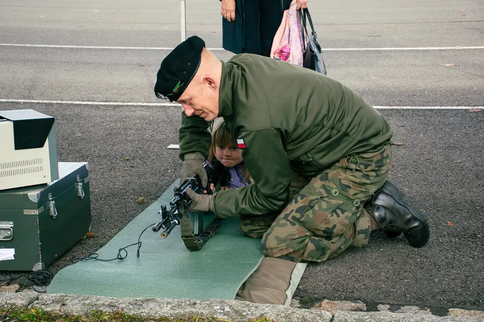 Dzień Otwartych Koszar w 23 Śląskim Pułku Artylerii w Bolesławcu