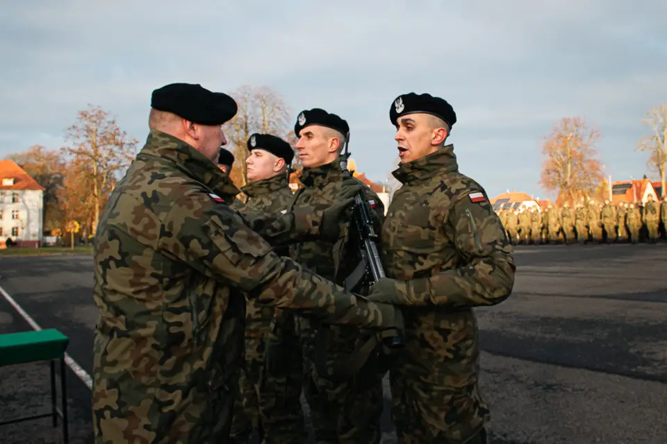 Nowi ochotnicy w pułku