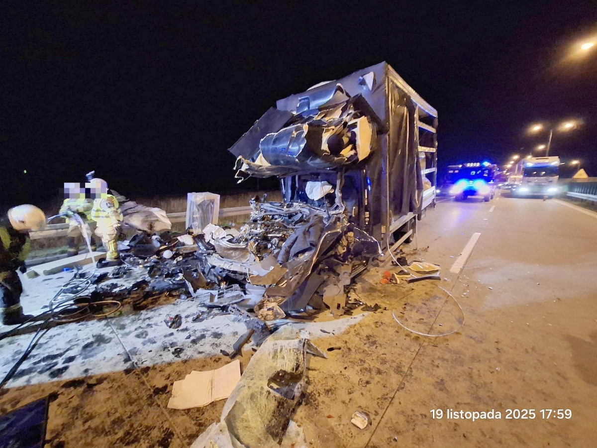 Koszmarny wypadek na A4.Trwa akcja ratownicza. Tworzy się potężny korek