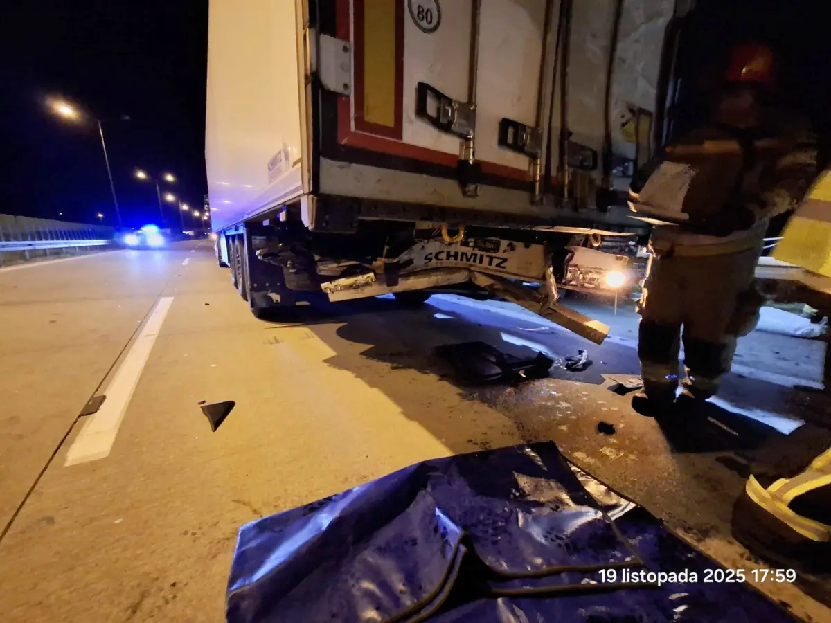 Koszmarny wypadek na A4.Trwa akcja ratownicza. Tworzy się potężny korek