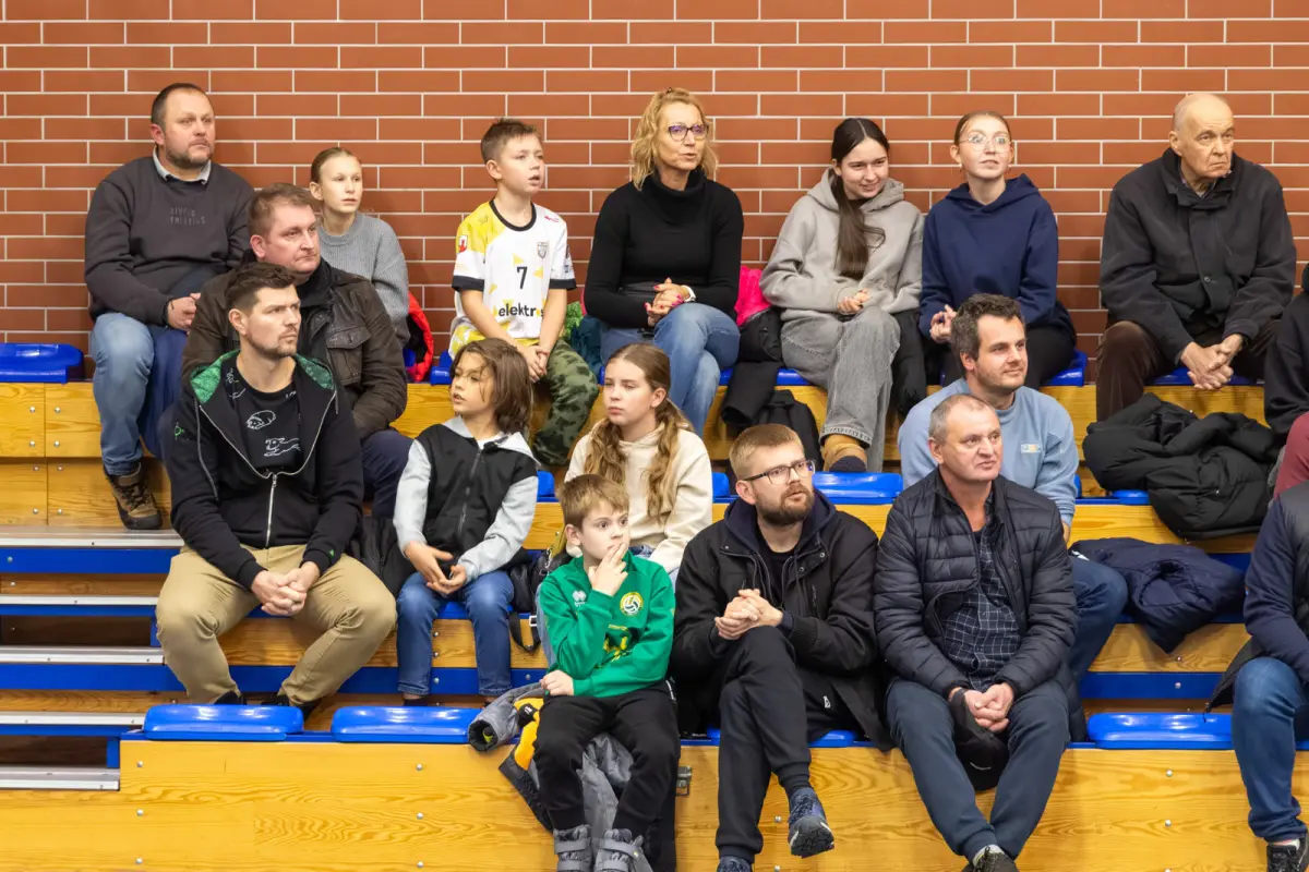 Publiczność na meczu BTS Willowa Bolesławiec – MUKS Ziemia Milicka Milicz