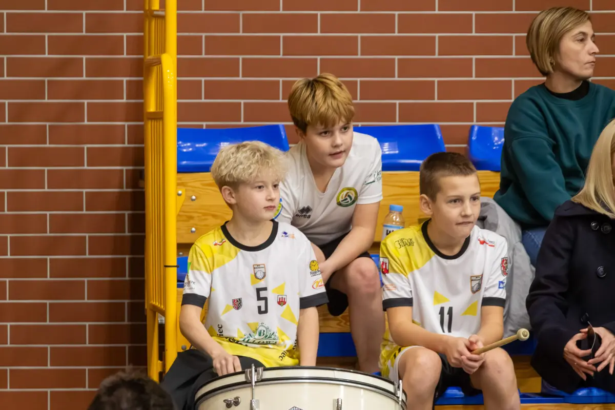 Publiczność na meczu BTS Willowa Bolesławiec – MUKS Ziemia Milicka Milicz