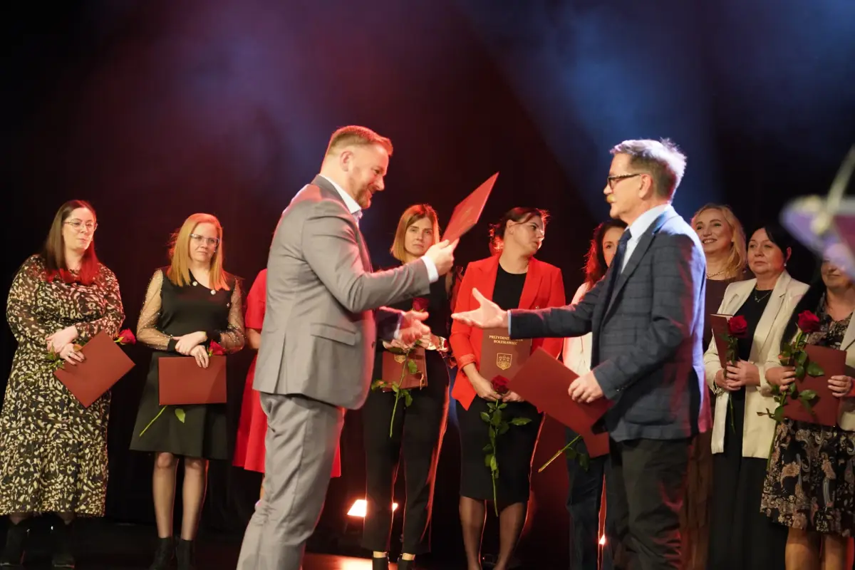 Wzruszające obchody Dnia Pracownika Socjalnego w Bolesławcu