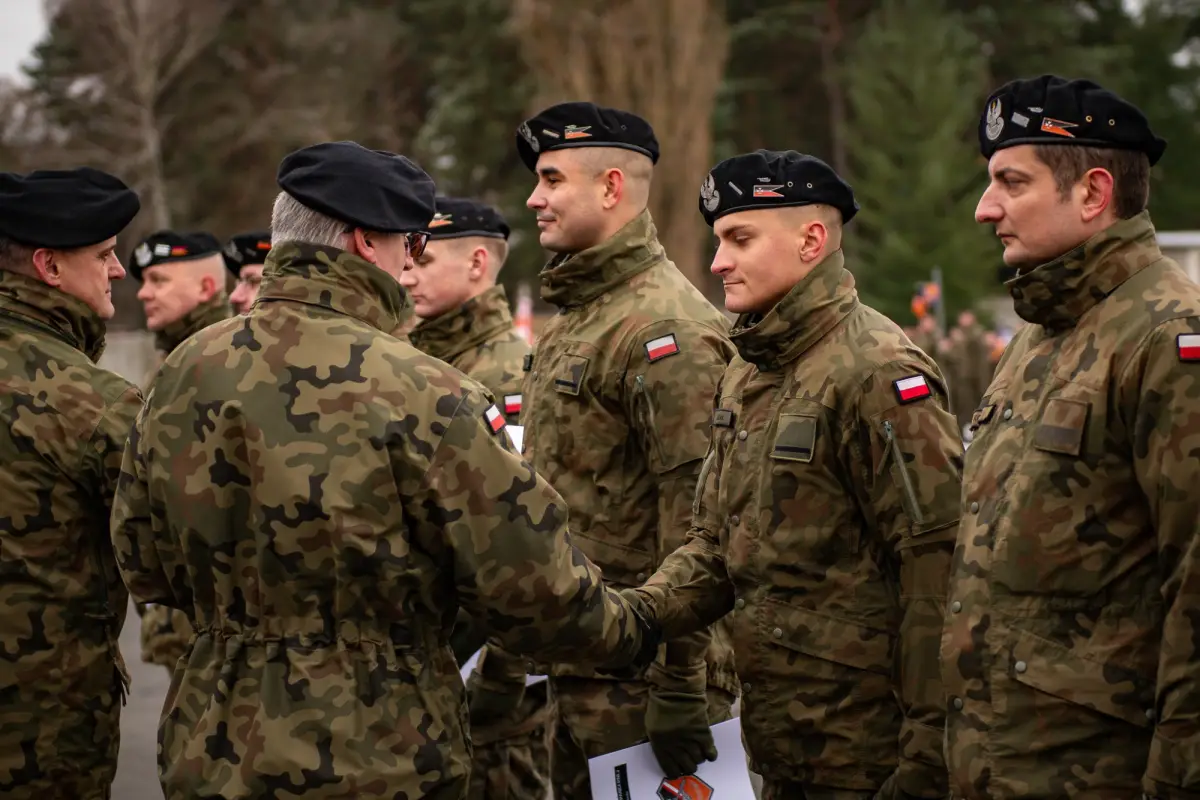 Uroczystość w 10 Brygadzie Kawalerii Pancernej w Świętoszowie