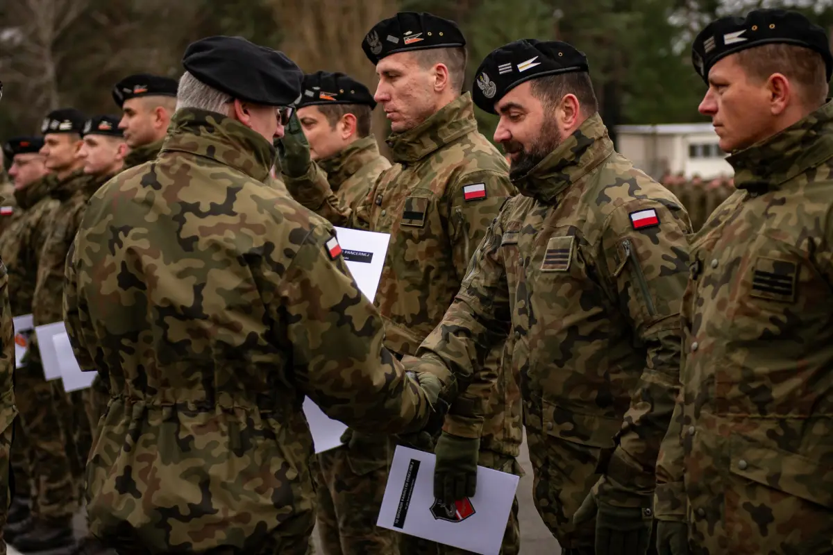 Uroczystość w 10 Brygadzie Kawalerii Pancernej w Świętoszowie