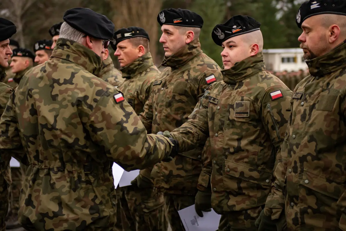 Uroczystość w 10 Brygadzie Kawalerii Pancernej w Świętoszowie