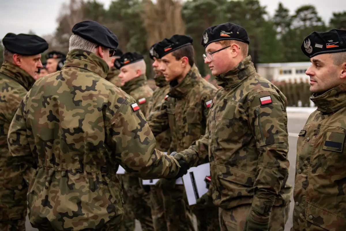 Uroczystość w 10 Brygadzie Kawalerii Pancernej w Świętoszowie